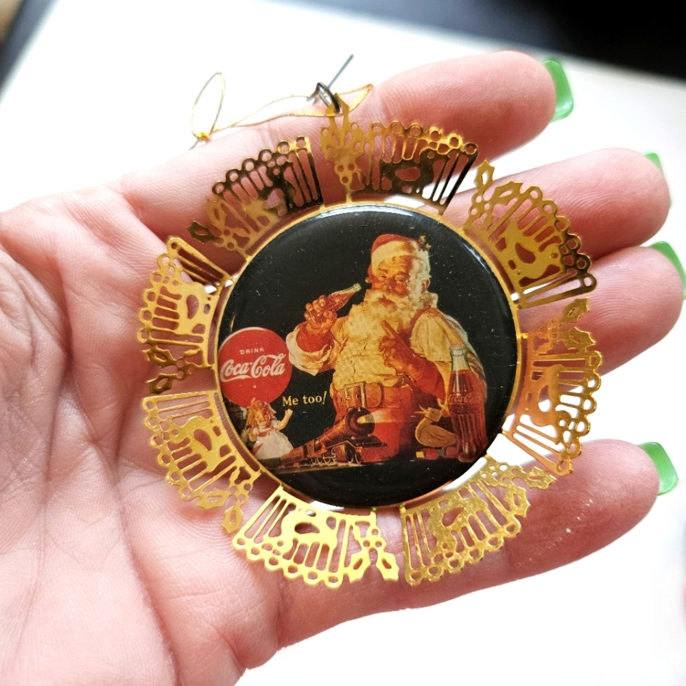 Coca-Cola Santa Gold Ornament